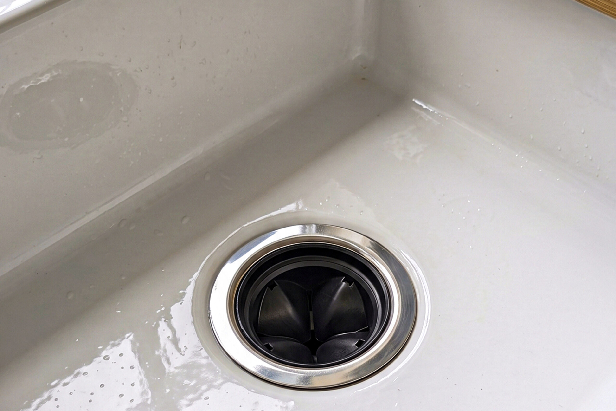 CARYSIL CWD500 Food Waste Disposal Unit - Image 4